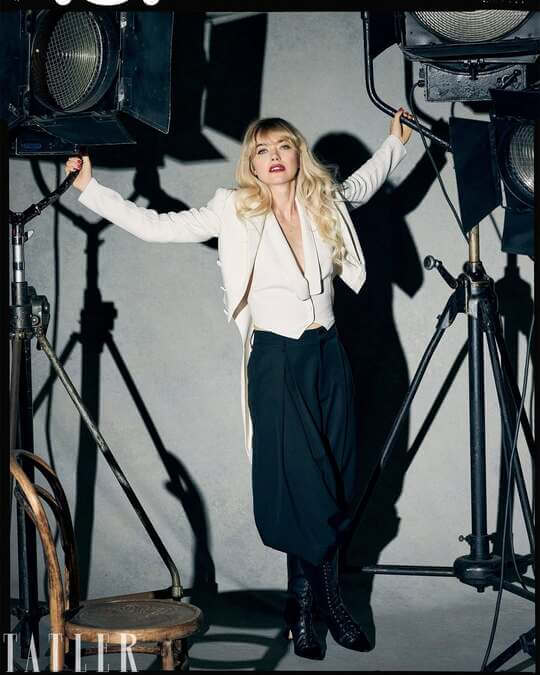 From elegance to casual vibes, Imogen Poots looks amazing in these photos. A gallery worth seeing.