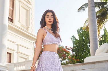 Outfits for Perfect Wedding Snaps